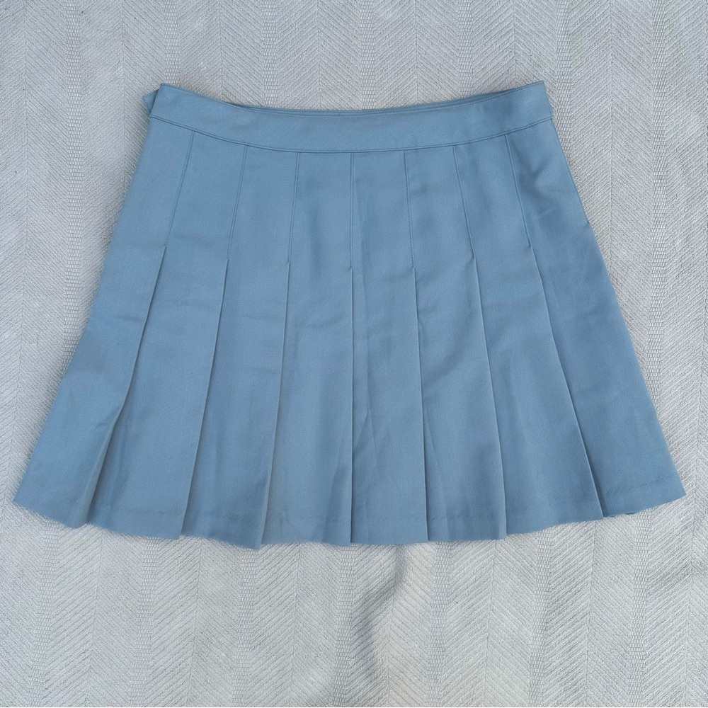 Divided H&M pleated mini skirt